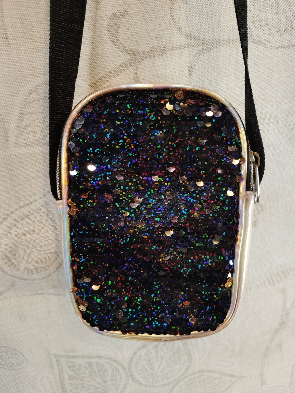 Capelli of New York  Pink Iridescent &Black Sequin  Crossbody Bag - Picture 4 of 6